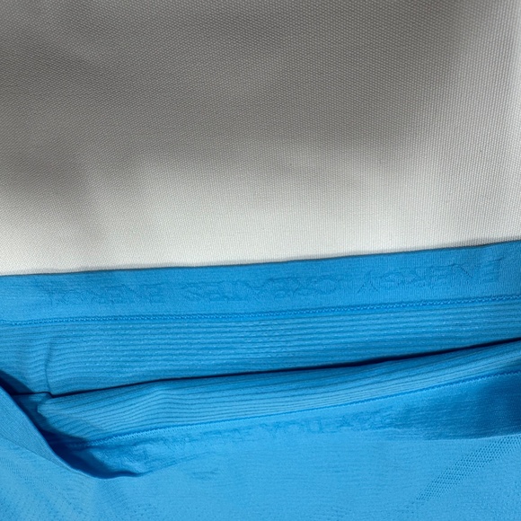 Lululemon Swiftly Tech Racerback Tank‎ Top 2.0  - Size 6. - Picture 10 of 16